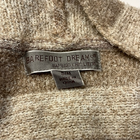 Barefoot Dreams Bamboo Chic Lite Cardigan Size S/M Calypso Waterfall Open Front - Picture 9 of 14